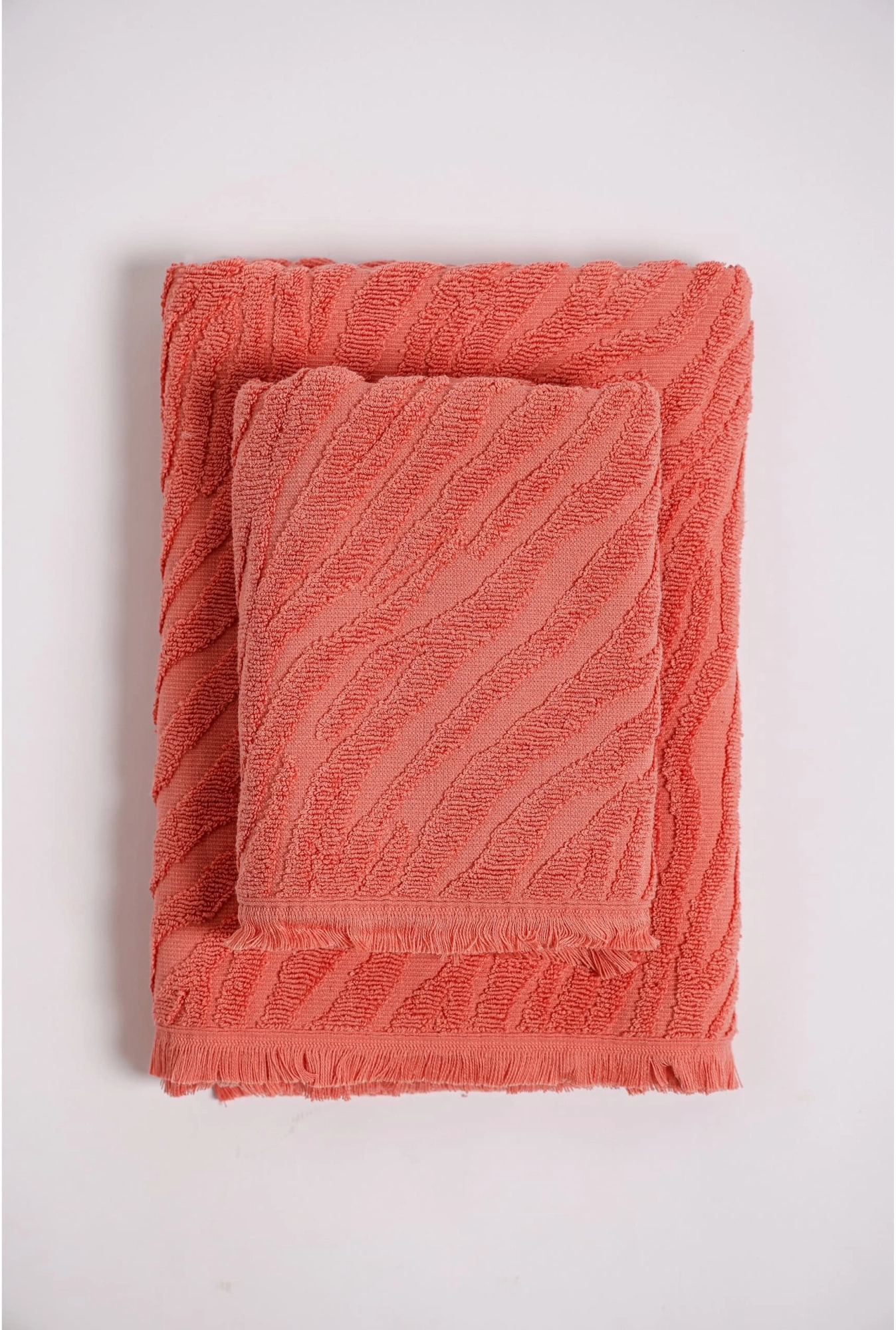 https://api.intricco.croonus.com/croonus-uploads/products_gallery/file/2070/3638/peskir-viena-cigla-50x90-1745829340.webp