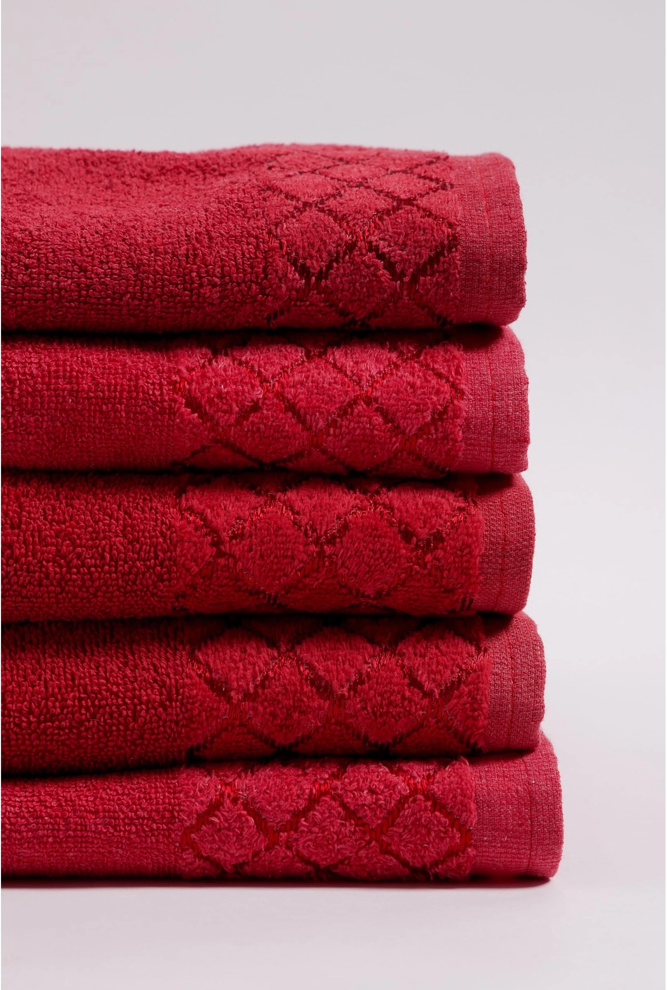 https://api.intricco.croonus.com/croonus-uploads/products_gallery/file/2085/3662/peskir-portofino-bordo-30x50-1745829726.webp