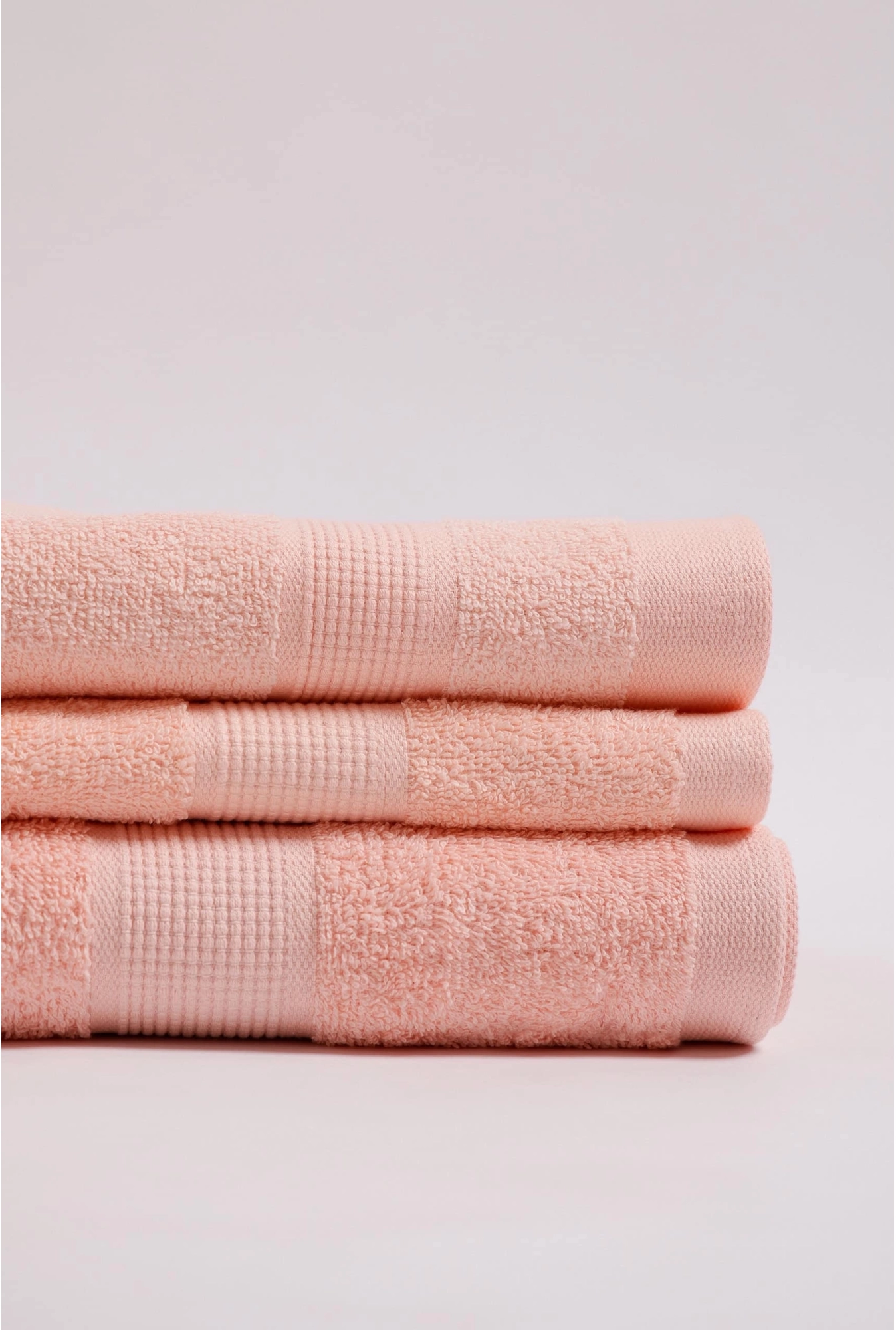 https://api.intricco.croonus.com/croonus-uploads/products_gallery/file/2091/3665/peskir-kjubi-roze-40x80-1745829824.webp
