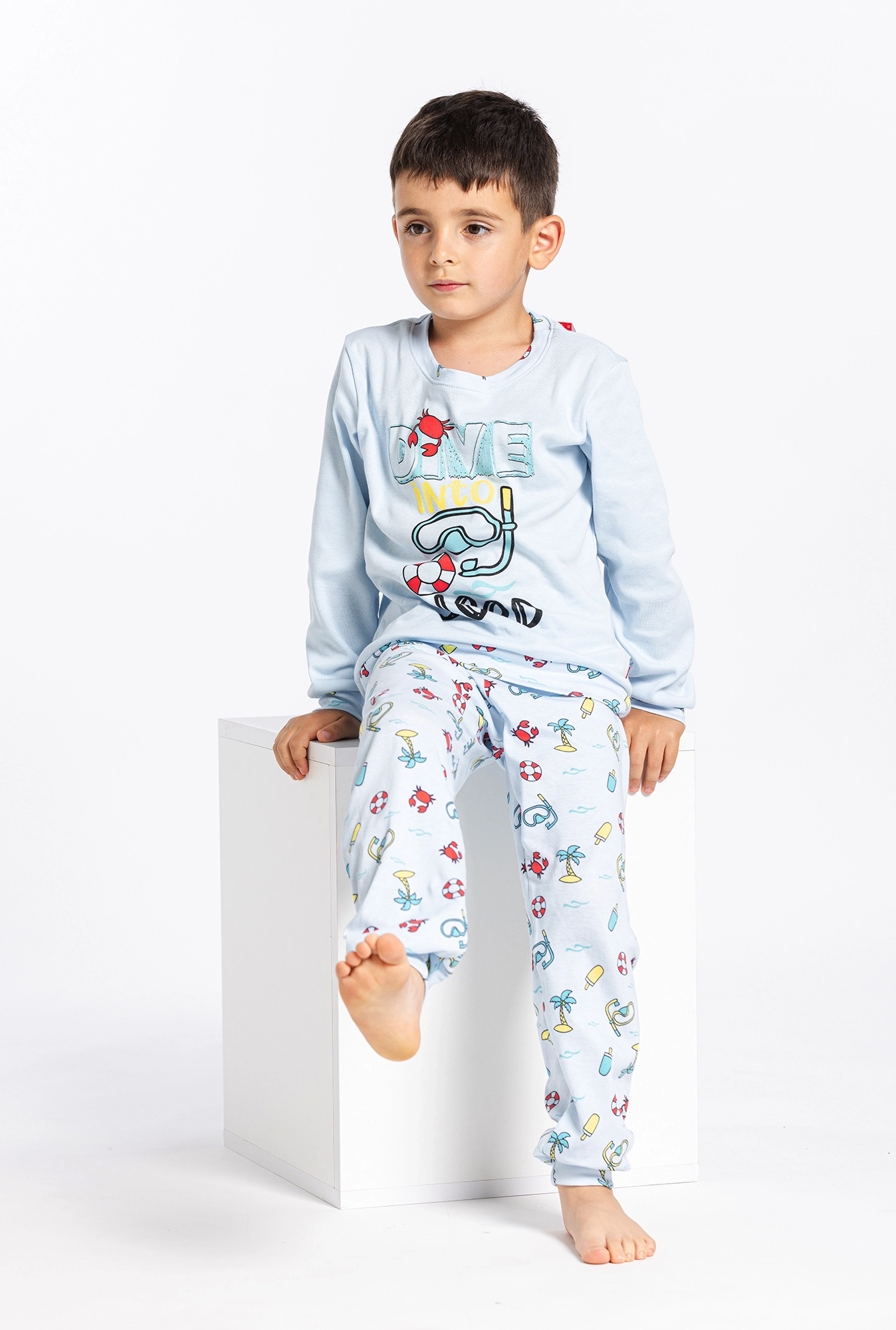 https://api.intricco.croonus.com/croonus-uploads/products_gallery/file/2356/4338/pidzama-za-decake-dive-into-sleep-2-1751451922.webp