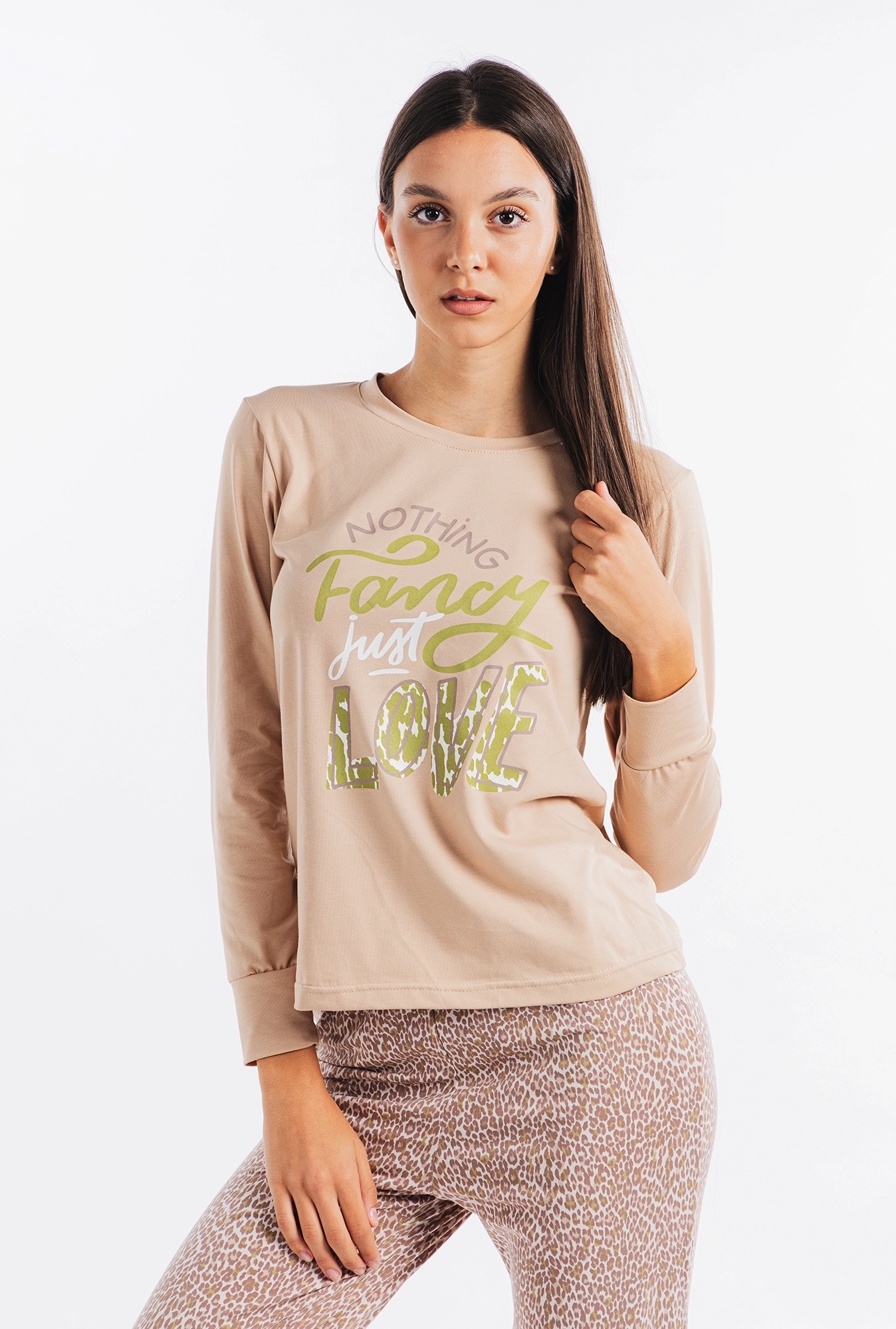 https://api.intricco.croonus.com/croonus-uploads/products_gallery/file/2696/4864/zenska-pidzama-leopard-mini-xs-1759847075.webp