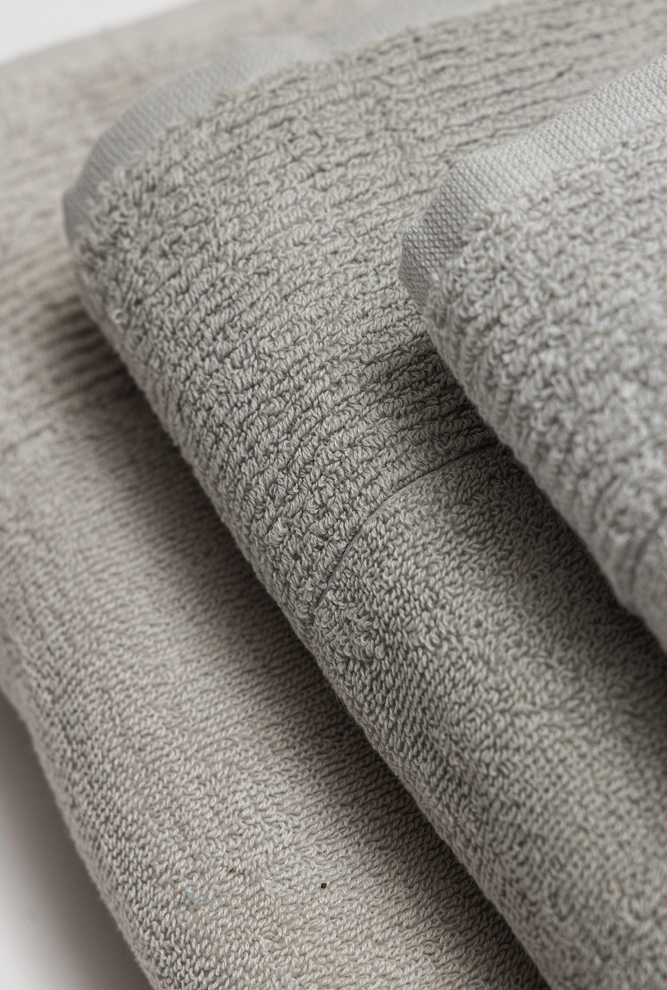 Peškir Brajan - Siva