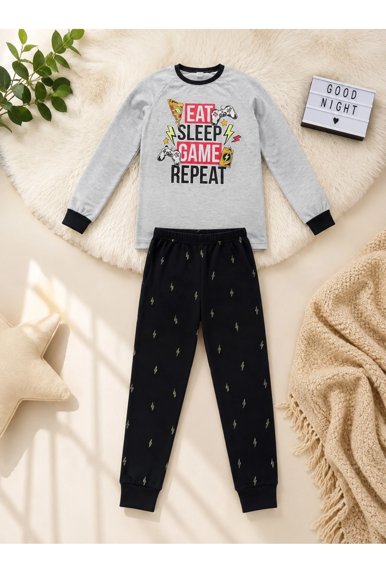 Pidžama za dečake - Eat Sleep Repeat