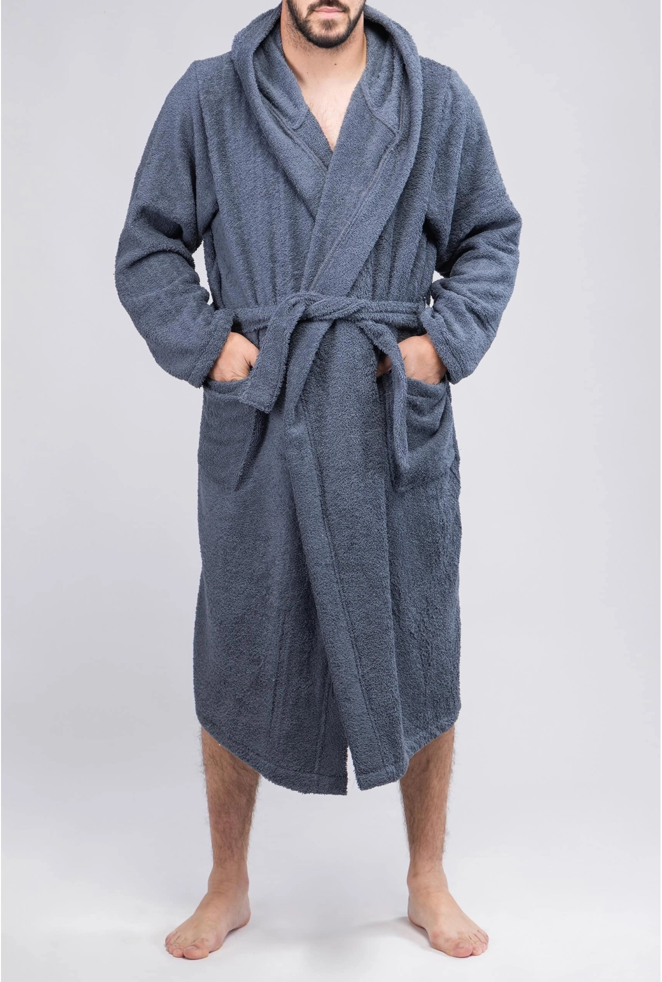 https://api.intricco.croonus.com/croonus-uploads/products_gallery/file/536/855/muski-bade-mantil-teget-s-1745514190.webp